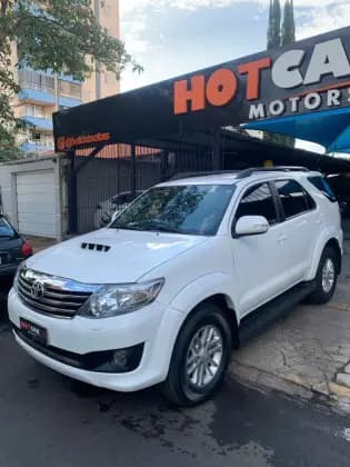 Carro 3.0 SRV 4X4 16V TURBO INTERCOOLER DIESEL 4P AUTOMÁTICO