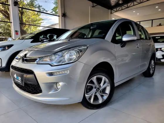 Carro 1.5 ATTRACTION 8V FLEX 4P MANUAL