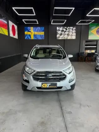 Carro 1.5 TI-VCT FLEX TITANIUM AUTOMÁTICO
