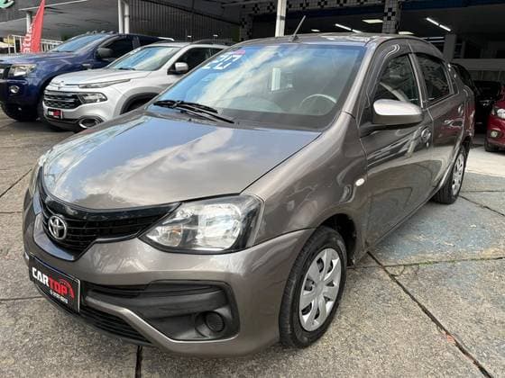 Carro 1.5 X SEDAN 16V FLEX 4P MANUAL