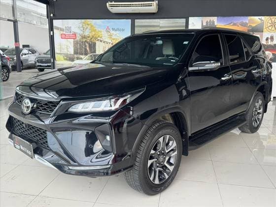 Carro 2.8 D-4D TURBO DIESEL DIAMOND 7L 4X4 AUTOMÁTICO