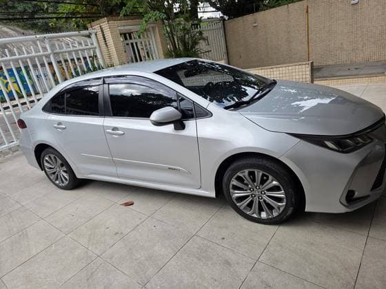 Carro 2.0 VVT-IE FLEX XEI DIRECT SHIFT