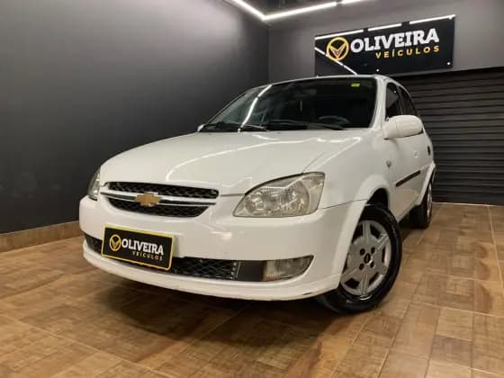Carro 1.0 MPFI LS 8V FLEX 4P MANUAL