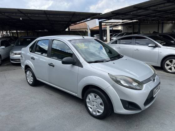 Carro 1.6 MPI SEDAN 8V FLEX 4P MANUAL