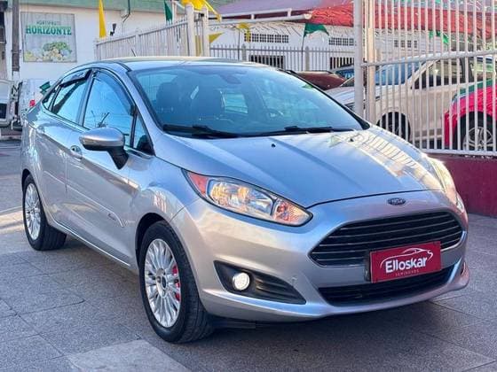 Carro 1.6 TITANIUM SEDAN 16V FLEX 4P POWERSHIFT