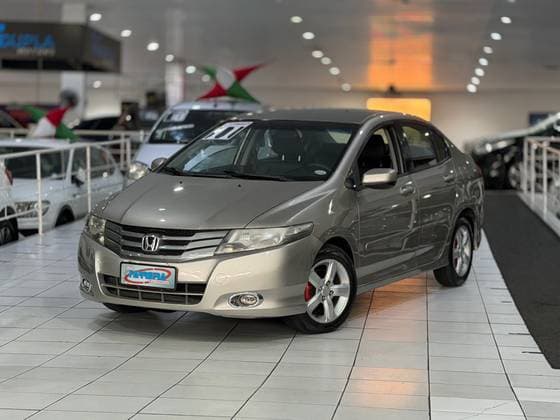 Carro 1.5 DX 16V FLEX 4P AUTOMÁTICO