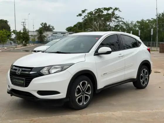 Carro 1.8 16V FLEX LX 4P AUTOMÁTICO