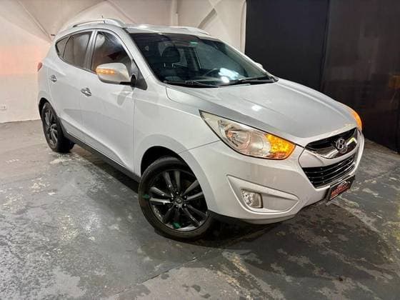 Carro 2.0 MPFI GLS 4X2 16V GASOLINA 4P AUTOMÁTICO