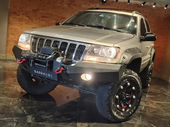 Carro 4.0 LAREDO 4X4 6I 12V GASOLINA 4P AUTOMÁTICO