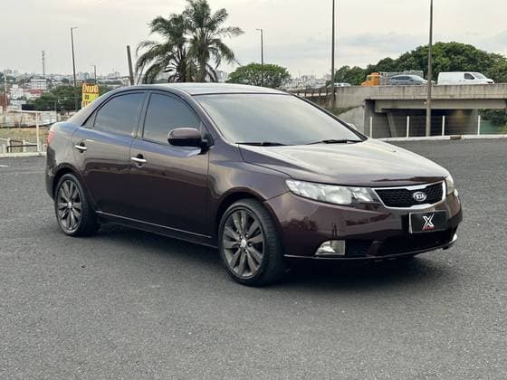 Carro 1.6 SX3 16V GASOLINA 4P AUTOMÁTICO