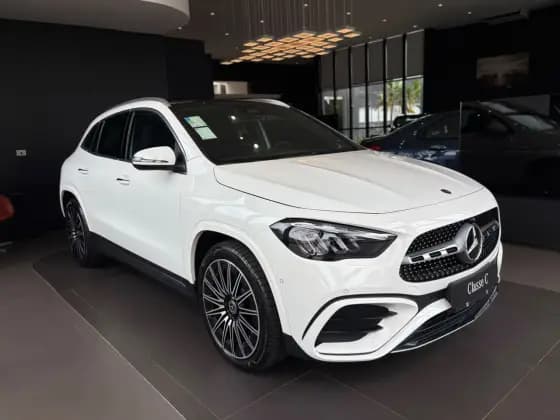 Carro 1.3 MHEV AMG LINE 7G-DCT