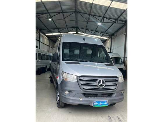Carro 2.2 CDI DIESEL VAN 516 TA EXTRA LONGO 18L MANUAL