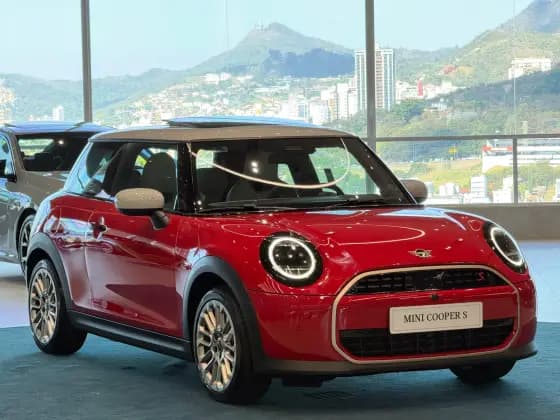 Carro 2.0 16V TWINPOWER GASOLINA S TOP 2P STEPTRONIC