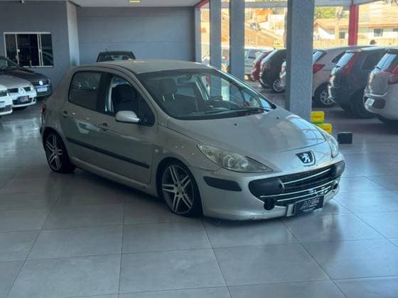 Carro 1.6 PRESENCE 16V FLEX 4P MANUAL
