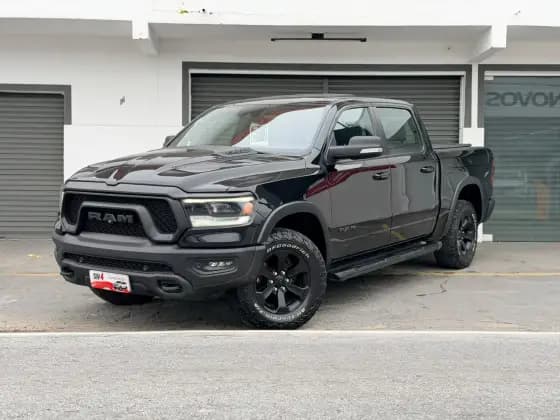 Carro 5.7 V8 GASOLINA REBEL CD 4X4 AUTOMÁTICO