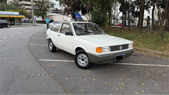 Carro 1.0 8V GASOLINA 2P MANUAL
