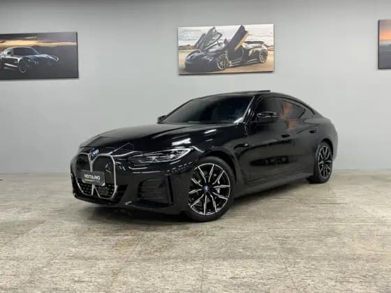 Carro ELÉTRICO eDRIVE35 M SPORT