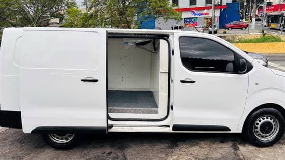 Carro 1.6 BLUEHDI DIESEL FURGÃO PACK MANUAL