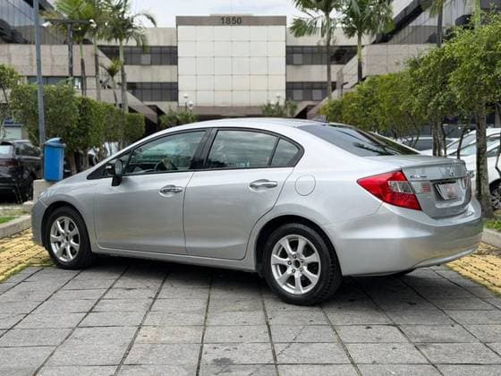 Carro 1.8 EXS 16V FLEX 4P AUTOMÁTICO