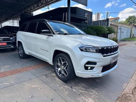 Carro 1.3 T270 TURBO FLEX OVERLAND AT6
