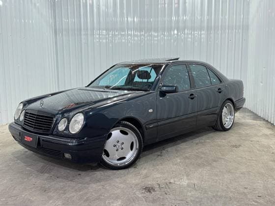 Carro 4.2 ELEGANCE V8 GASOLINA 4P AUTOMÁTICO