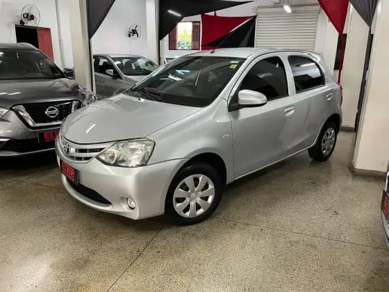 Carro 1.3 X 16V FLEX 4P MANUAL