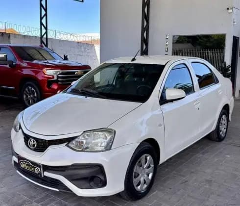 Carro 1.5 X SEDAN 16V FLEX 4P MANUAL