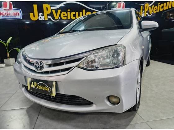 Carro 1.5 XLS SEDAN 16V FLEX 4P MANUAL