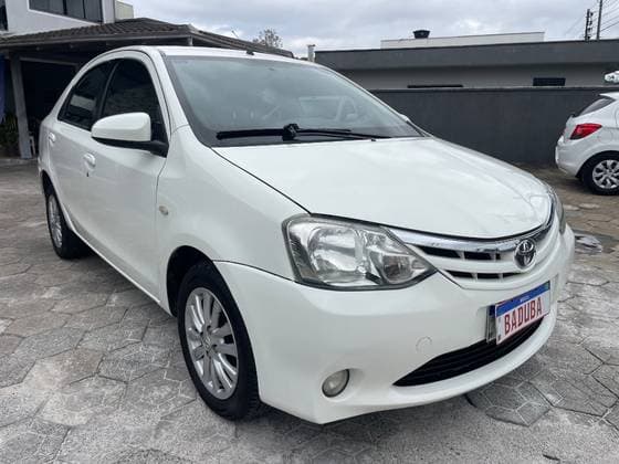 Carro 1.5 XLS SEDAN 16V FLEX 4P MANUAL
