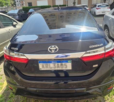 Carro 1.8 GLI UPPER 16V FLEX 4P AUTOMÁTICO