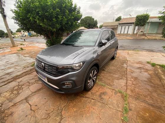 Carro 1.0 200 TSI TOTAL FLEX COMFORTLINE AUTOMÁTICO
