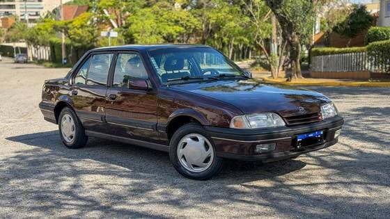Carro 2.0 EFI CLASSIC SE 8V ÁLCOOL 4P MANUAL