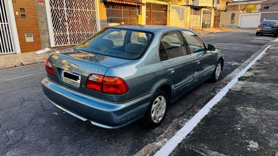 Carro 1.7 LX 16V GASOLINA 4P AUTOMÁTICO