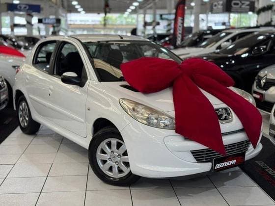 Carro 1.4 X-LINE 8V FLEX 4P MANUAL