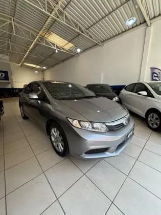 Carro 1.8 LXS 16V FLEX 4P MANUAL