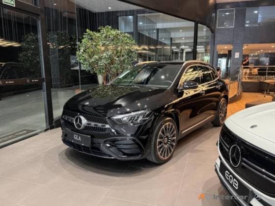 Carro 1.3 MHEV AMG LINE 7G-DCT
