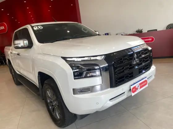 Carro 2.4 BITURBO DIESEL CD HPE-S 4X4 AUTOMÁTICO