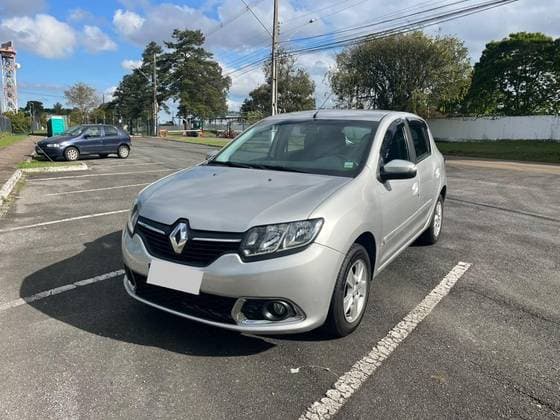 Carro 1.6 DYNAMIQUE 8V FLEX 4P AUTOMATIZADO