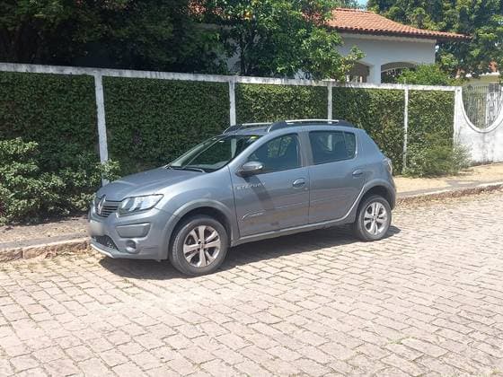 Carro 1.6 STEPWAY 8V FLEX 4P AUTOMATIZADO