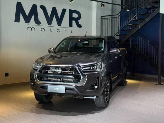 Carro 2.8 D-4D TURBO DIESEL CD SRX 4X4 AUTOMÁTICO