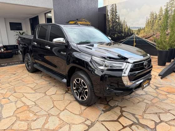 Carro 2.8 D-4D TURBO DIESEL CD SRX 4X4 AUTOMÁTICO