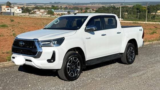 Carro 2.8 D-4D TURBO DIESEL CD SRX 4X4 AUTOMÁTICO