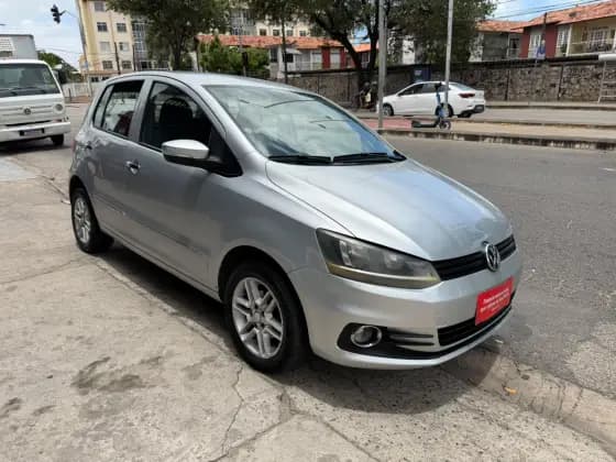 Carro 1.0 MI TRENDLINE 8V FLEX 4P MANUAL