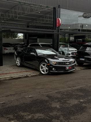 Carro 6.2 SS COUPÉ V8 GASOLINA 2P AUTOMÁTICO