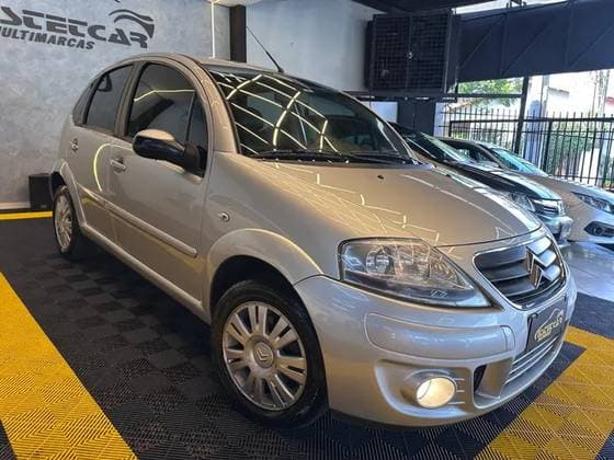 Carro 1.6 EXCLUSIVE 16V FLEX 4P AUTOMÁTICO