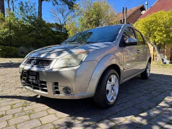 Carro 1.6 MPI CLASS HATCH 8V FLEX 4P MANUAL
