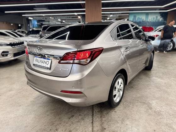 Carro 1.6 PREMIUM 16V FLEX 4P AUTOMÁTICO