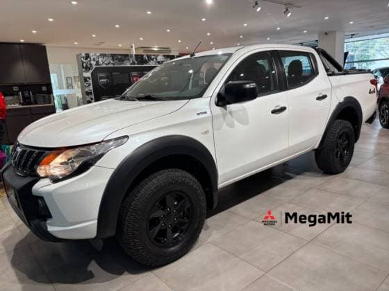 Carro 2.4 16V TURBO DIESEL SPORT OUTDOOR GLS CD 4P 4X4 AUTOMÁTICO