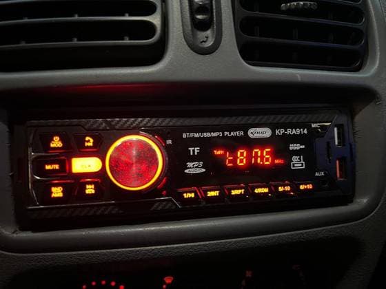 Carro 1.6 EXPRESSION SEDAN 16V FLEX 4P MANUAL
