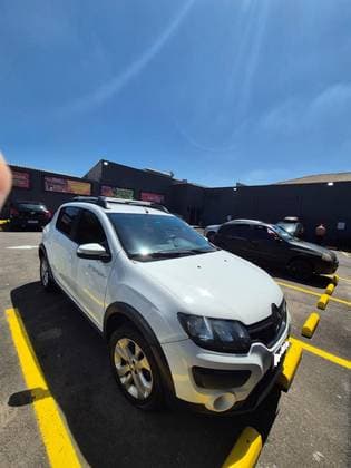 Carro 1.6 STEPWAY 8V FLEX 4P MANUAL